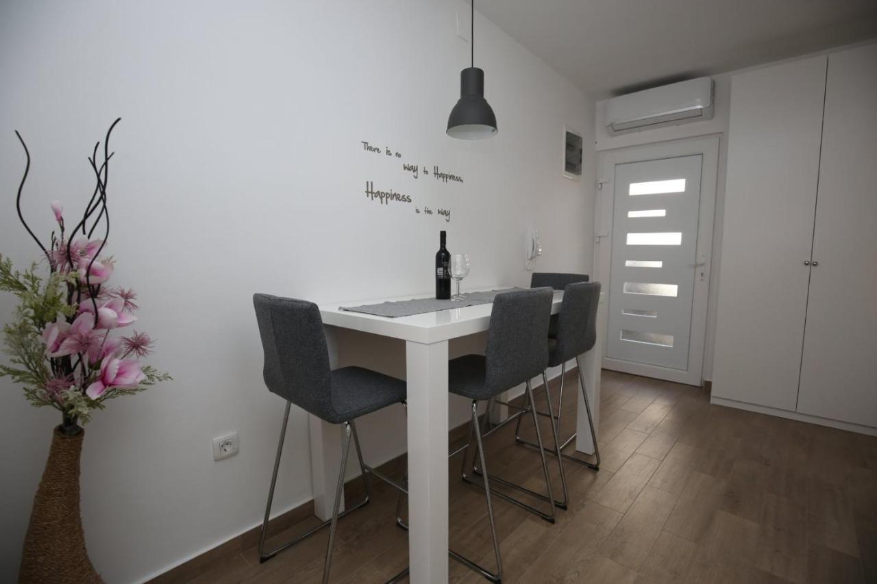 Studio Apartment Koko Рийека Екстериор снимка
